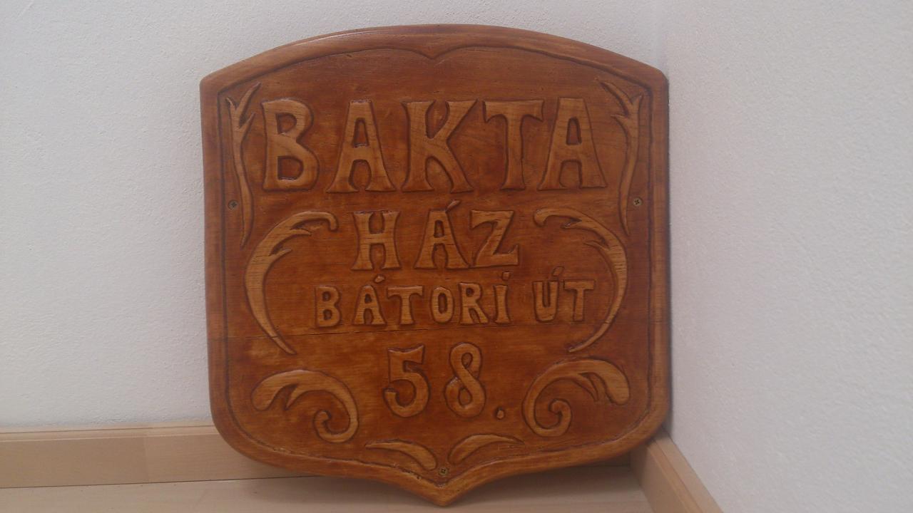 Bakta Haz Hotel Egerbakta Buitenkant foto