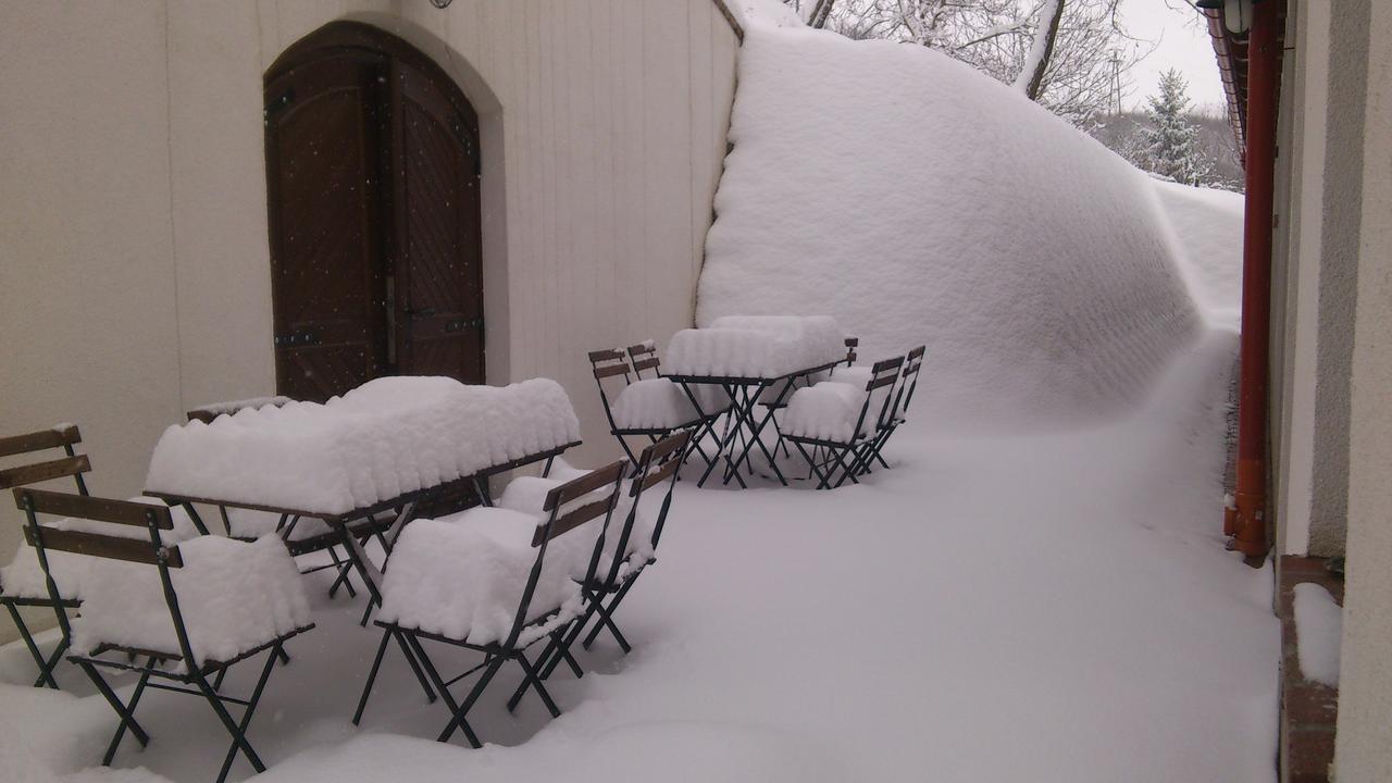 Bakta Haz Hotel Egerbakta Buitenkant foto